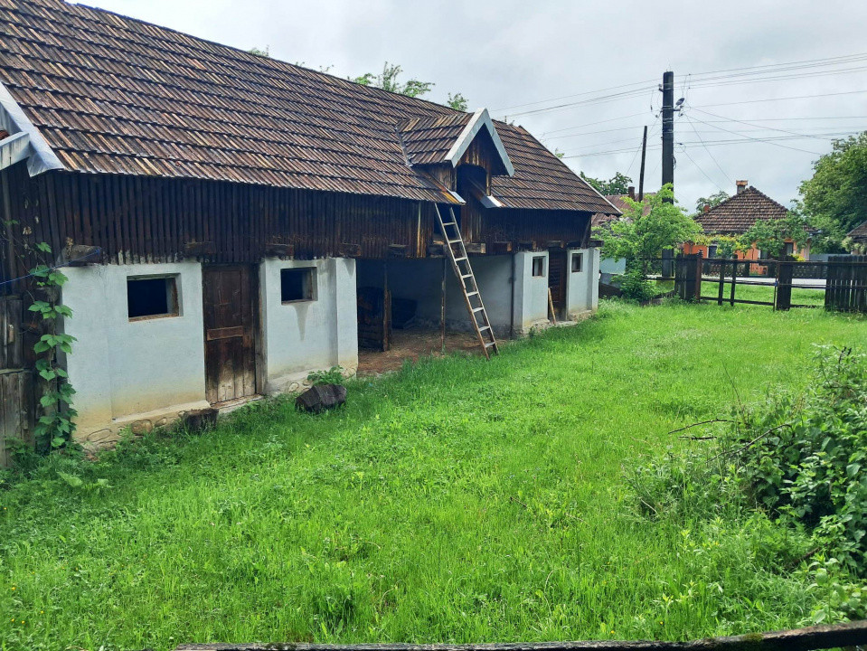 Casă și teren intravilan Polovragi