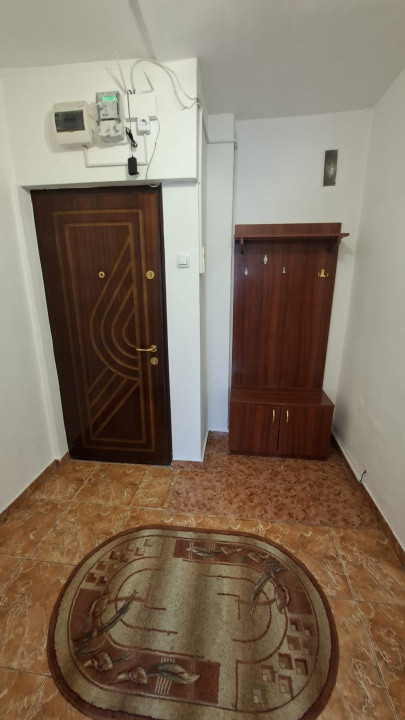 Apartament 2 camere Craiovei etaj 3