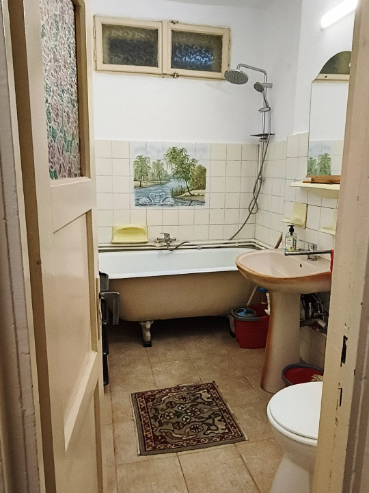 Vânzare apartament 2 camere Central Târgu Jiu etaj 2