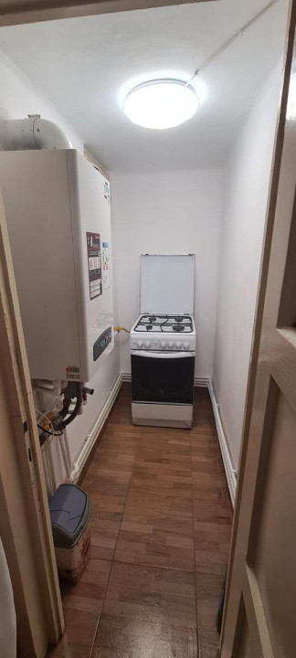 Vânzare apartament 2 camere Central Târgu Jiu etaj 2