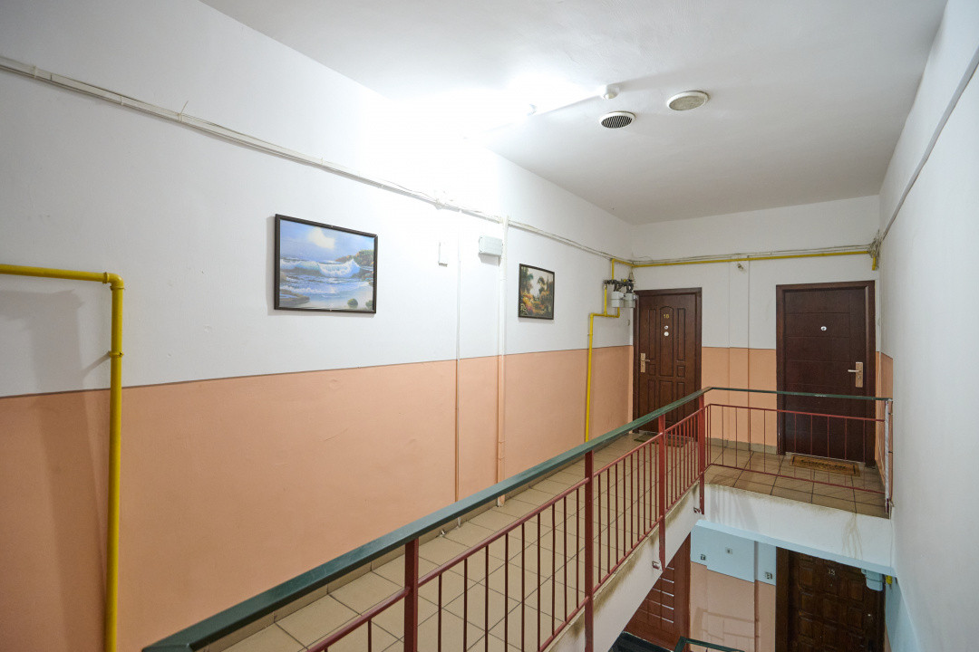Eremia - Apartament 3 camere + studio | Scara interioara!