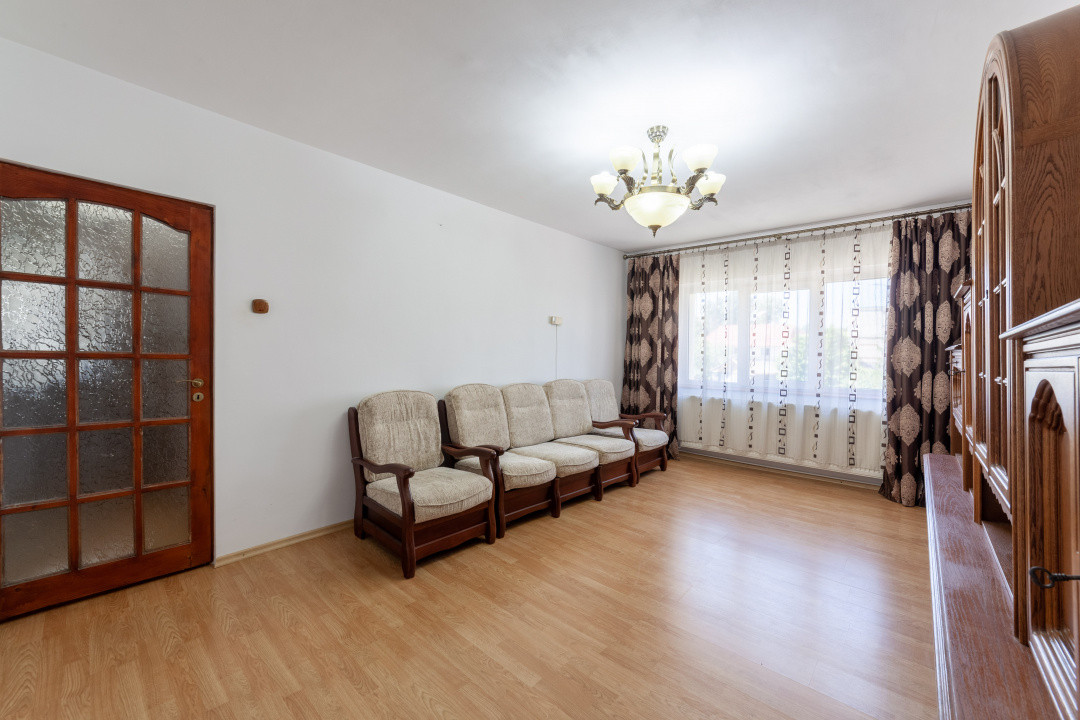 Apartament 2 camere etaj 1 Mioveni 