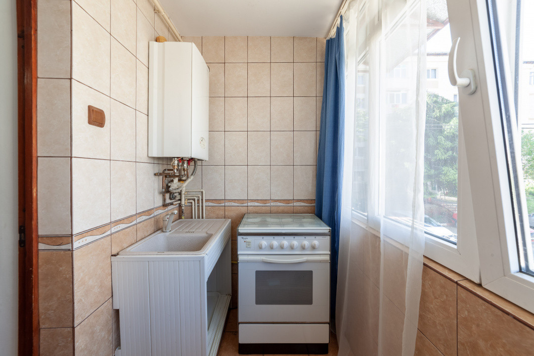 Apartament 2 camere etaj 1 Mioveni 
