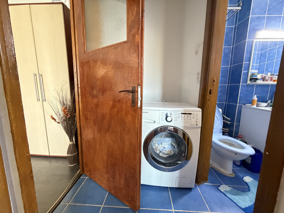 Apartament 2 camere semidecomandat - zona Gara Sud