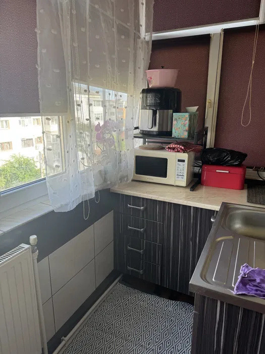Apartament 3 camere decomandat | 74,58 mp utili | Zona 23 August – Târgu Jiu