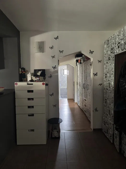 Apartament 3 camere decomandat | 74,58 mp utili | Zona 23 August – Târgu Jiu