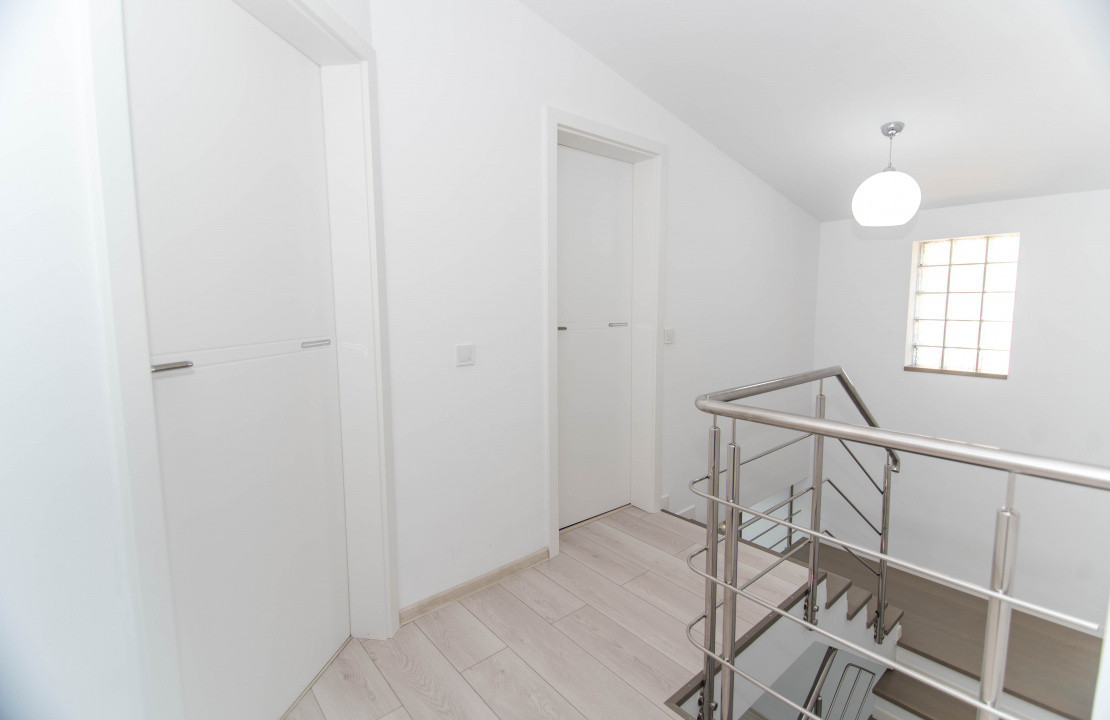 Casa cu 4 camere pe strada Campului, Pitesti