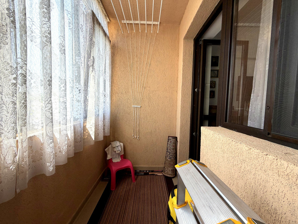 2 camere etaj 2 din 4 cu parcare inclusa 