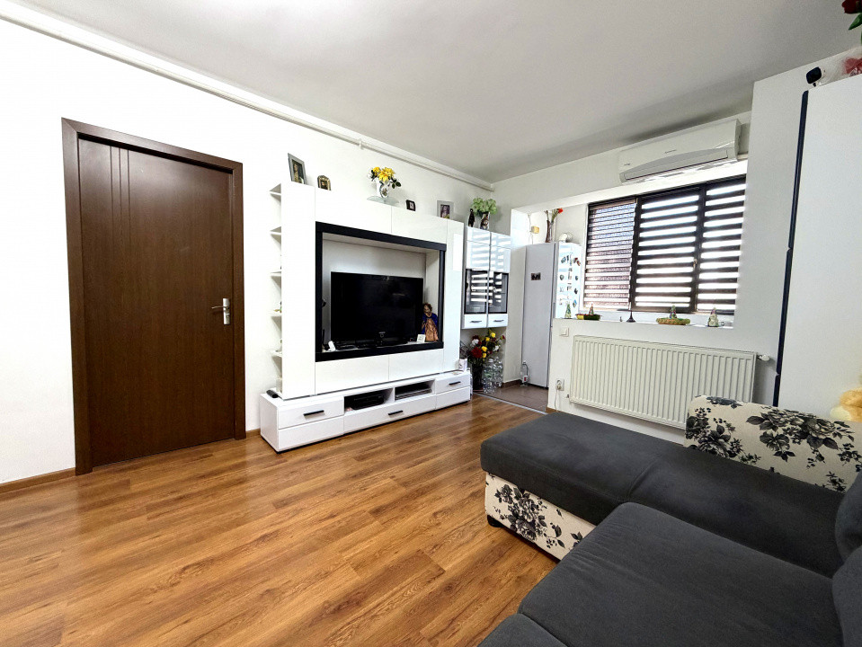 2 camere etaj 2 din 4 cu parcare inclusa 