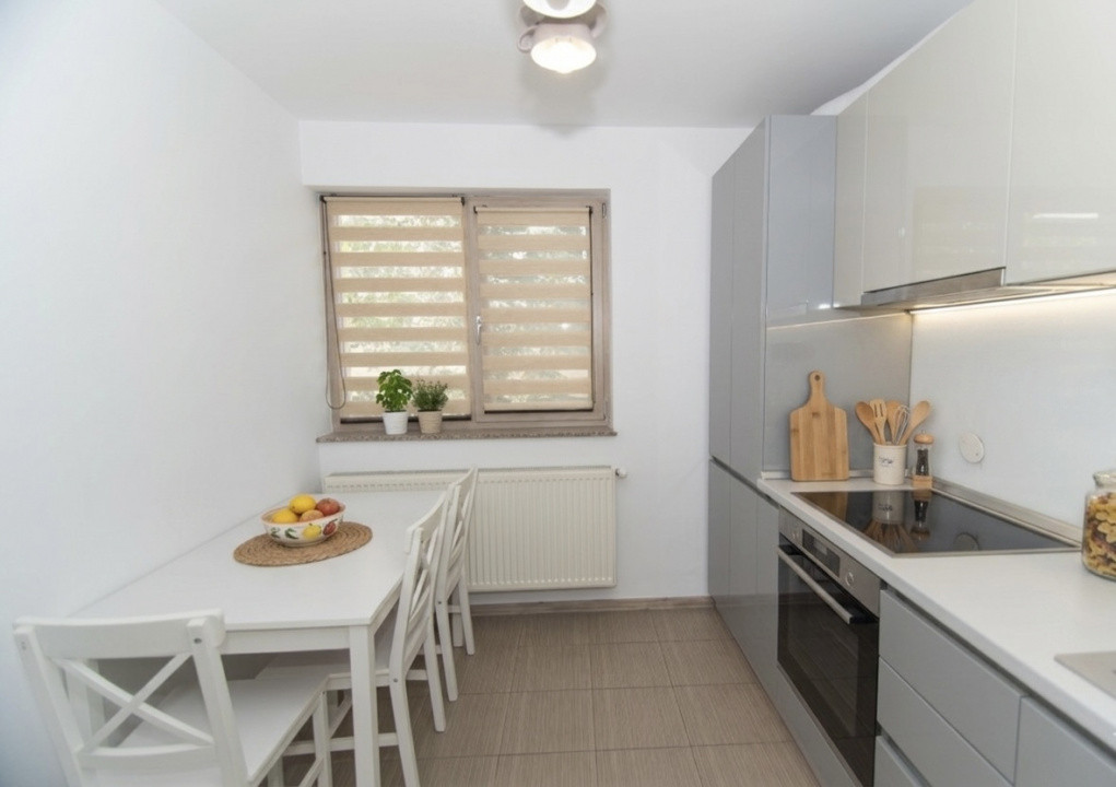 Casa cu 4 camere pe strada Campului, Pitesti