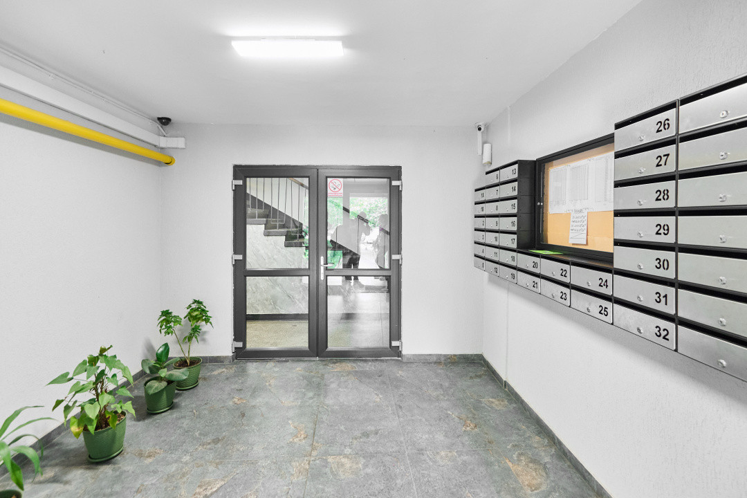 Apartament decomandat  4 camere -  etaj intermediar - Cartier Nord 