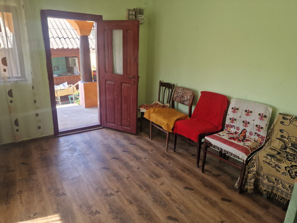  Proprietate în Comuna Botești, Județul Argeș – Zonă Pitorească și Liniștită !