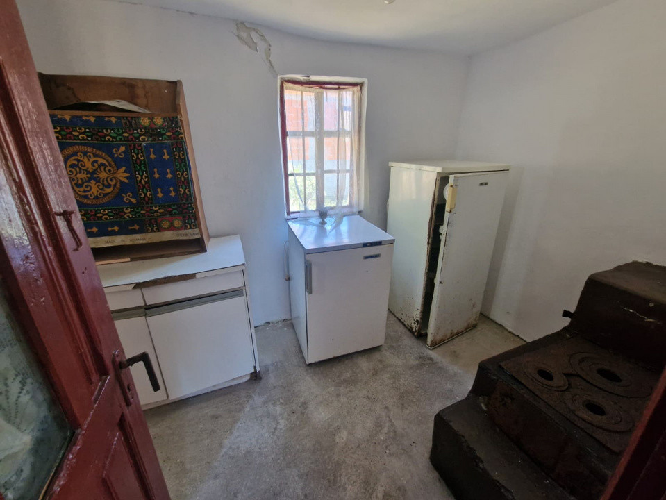  Proprietate în Comuna Botești, Județul Argeș – Zonă Pitorească și Liniștită !