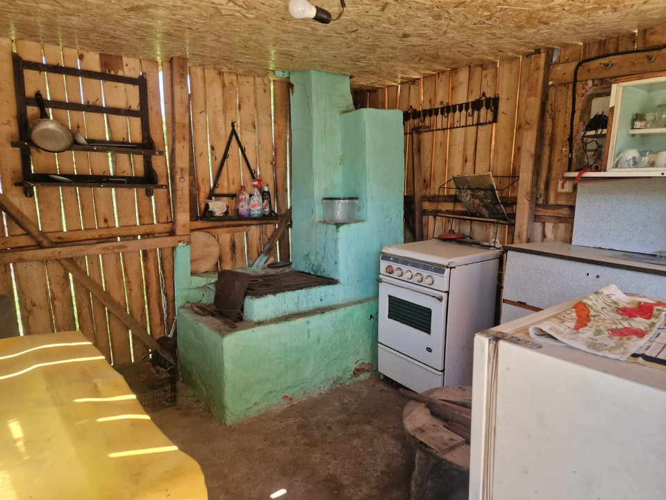  Proprietate în Comuna Botești, Județul Argeș – Zonă Pitorească și Liniștită !