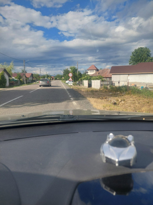 Teren 3.000 mp la principală în Telești | 30.000€ | Comision 0%