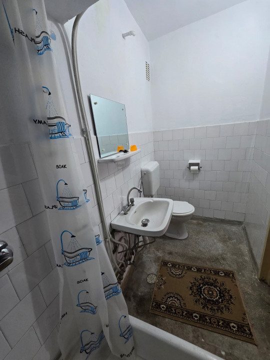 De vânzare apartament 4 camere Careiului Satu Mare