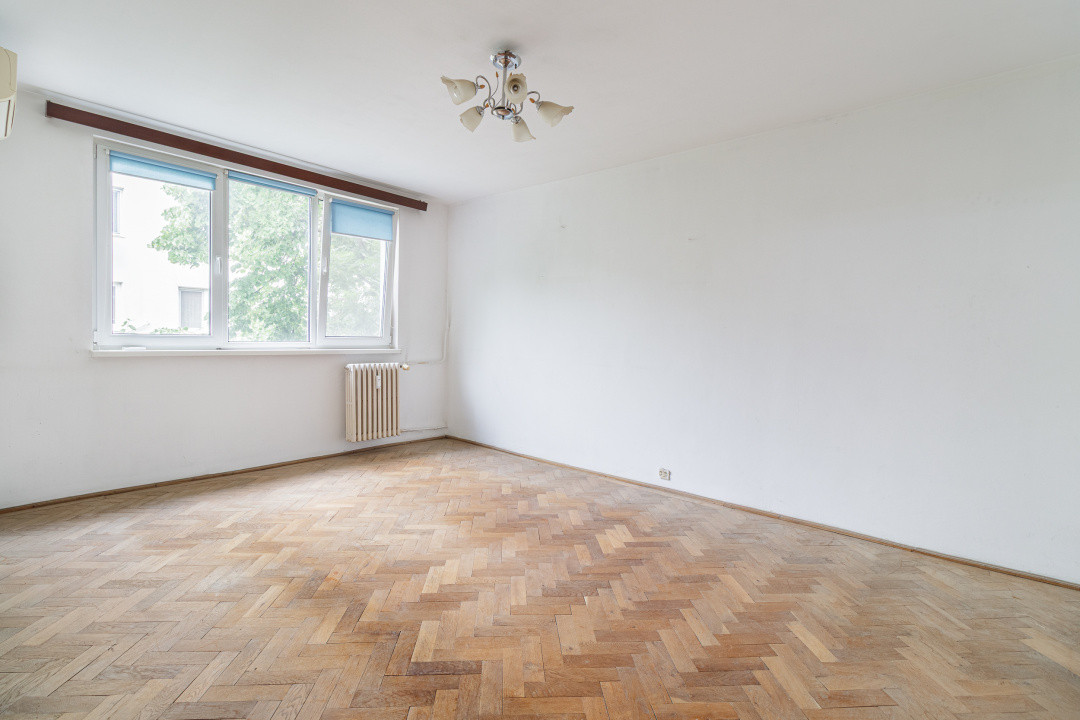 3 camere etaj 3 din 4 Cetatea de balta 