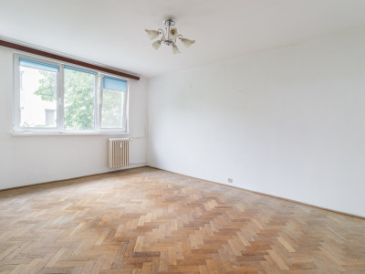 3 camere etaj 3 din 4 Cetatea de balta 