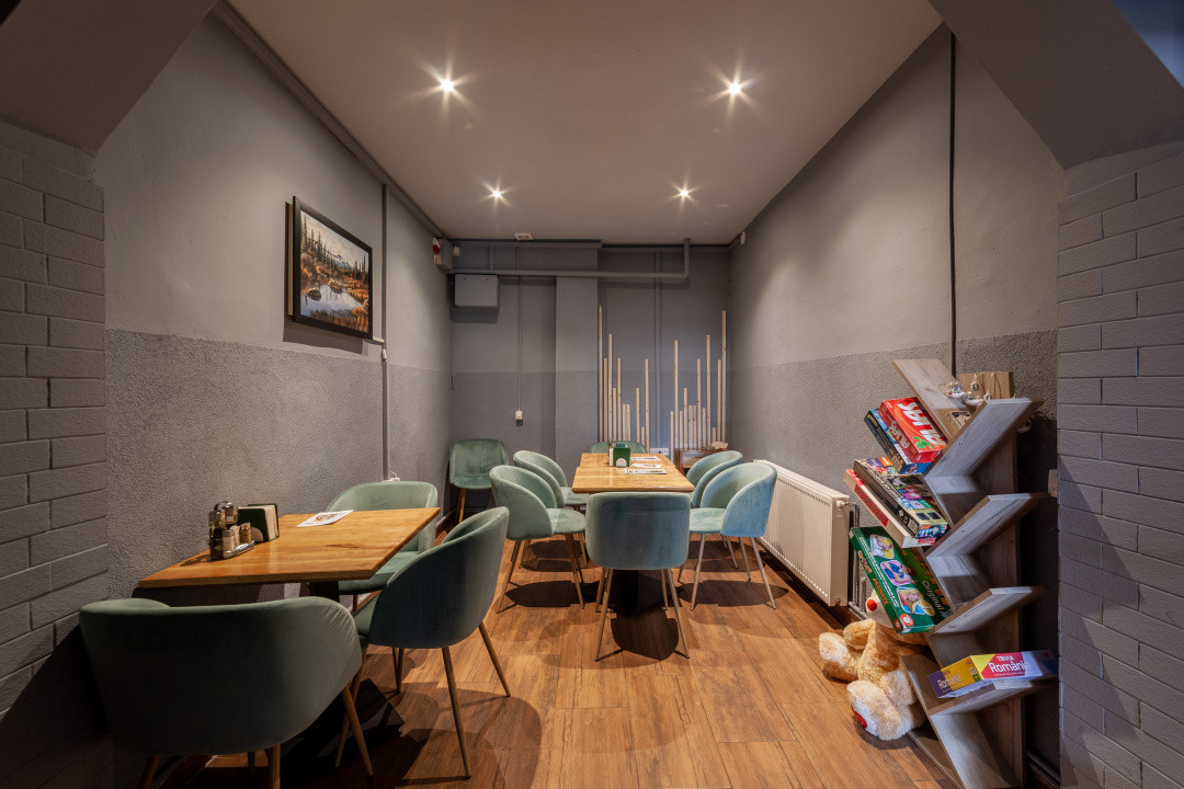 Se vinde afacere la cheie - Bistro complet funcțional, activ și profitabil 