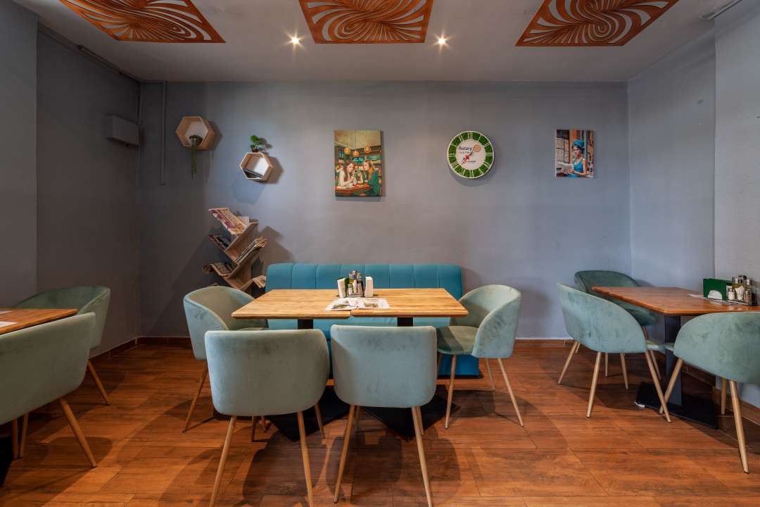 Se vinde afacere la cheie - Bistro complet funcțional, activ și profitabil 