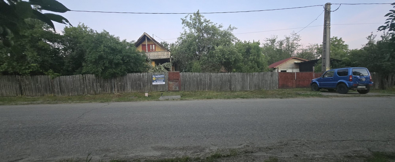 Casă cu 7.769 mp teren și pădure | Budieni | 53.000€