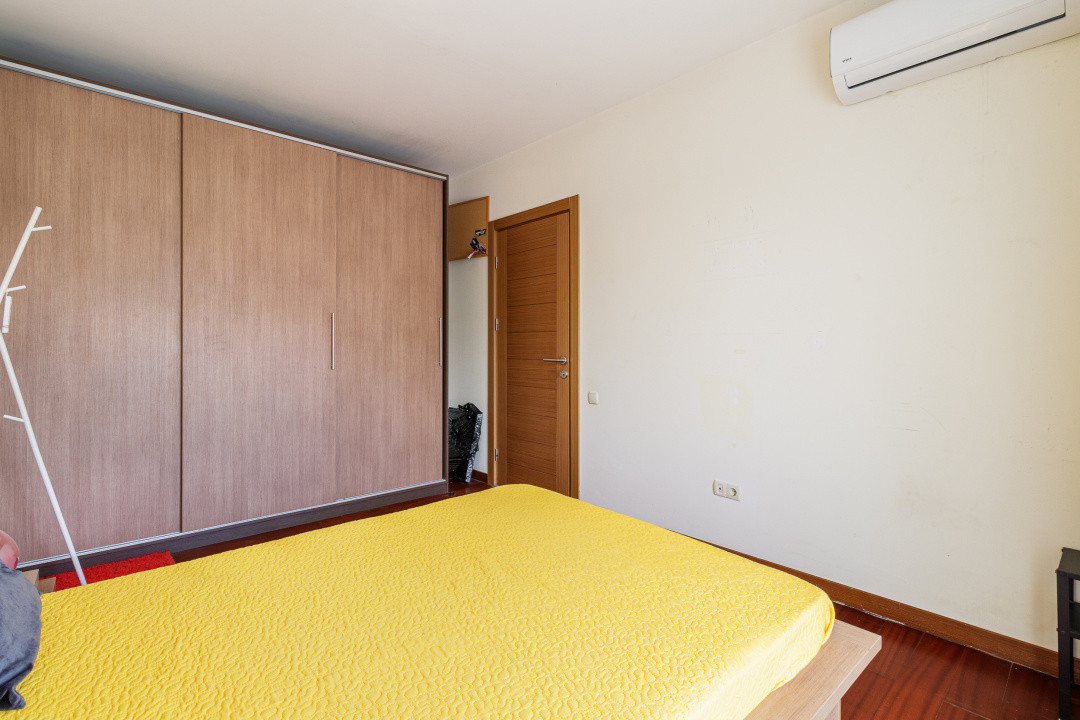 Apartament 3 camere -Cosmopolis Faza 1 cu parcare disponibila 