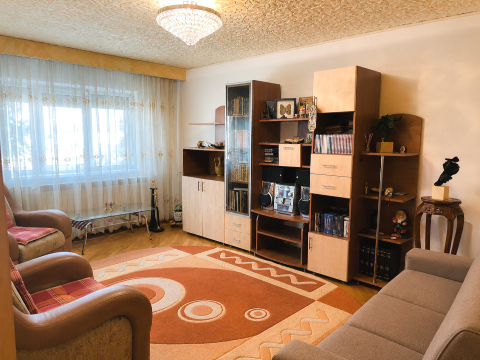 Apartament primitor 2 camere, etaj 1, George Enescu - zona Liceul Energetic