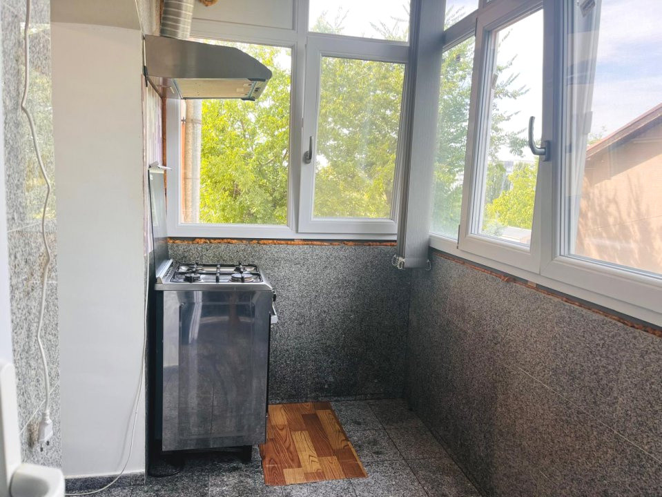 Apartament primitor 2 camere, etaj 1, George Enescu - zona Liceul Energetic