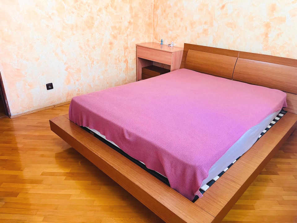 Apartament primitor 2 camere, etaj 1, George Enescu - zona Liceul Energetic