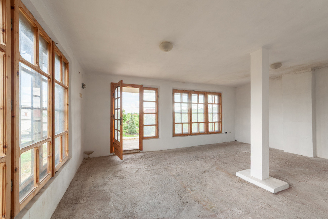 Casa +teren 1093 mp Domnesti-Arges cu o panorama superba!