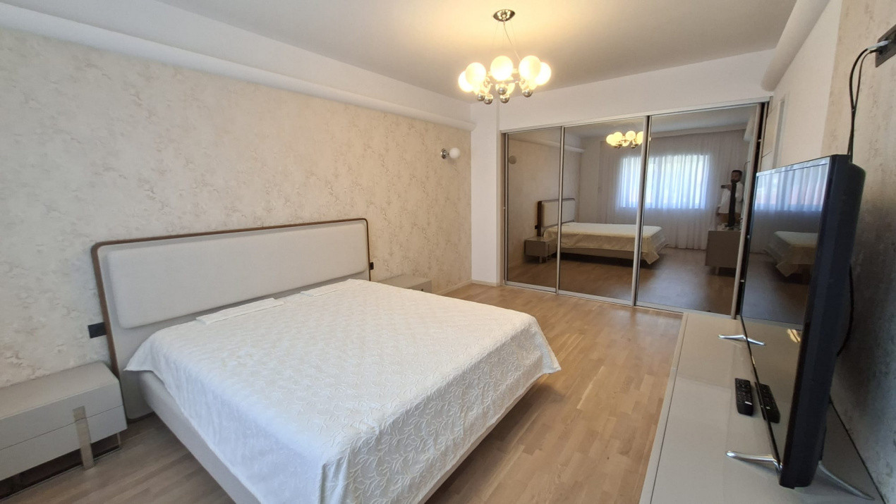 Inchiriere apartament 3 camere centru Ultramodern-Bloc nou