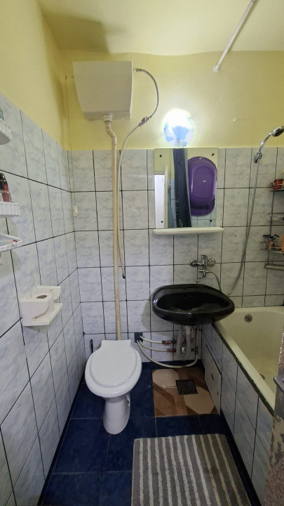 Apartament de 2 camere Pitești et.1 zona Piață Razboeni!