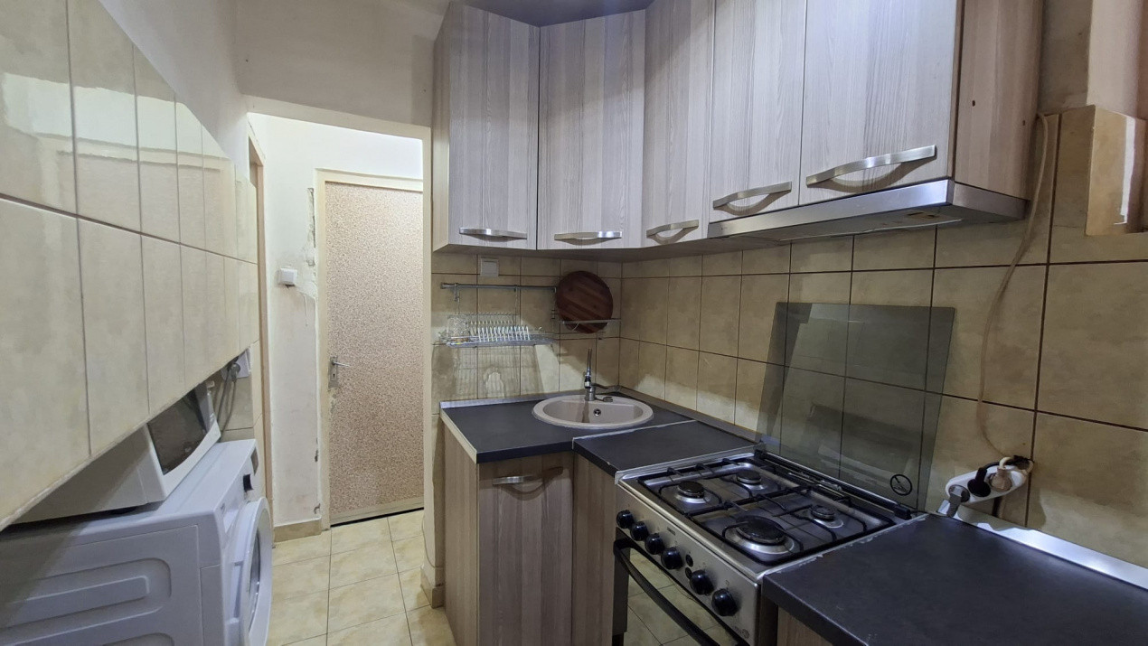 Apartament de 2 camere Pitești et.1 zona Piață Razboeni!