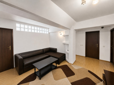 Apartament de inchiriat 2 camere ultracentral Pitesti. Comision 0%