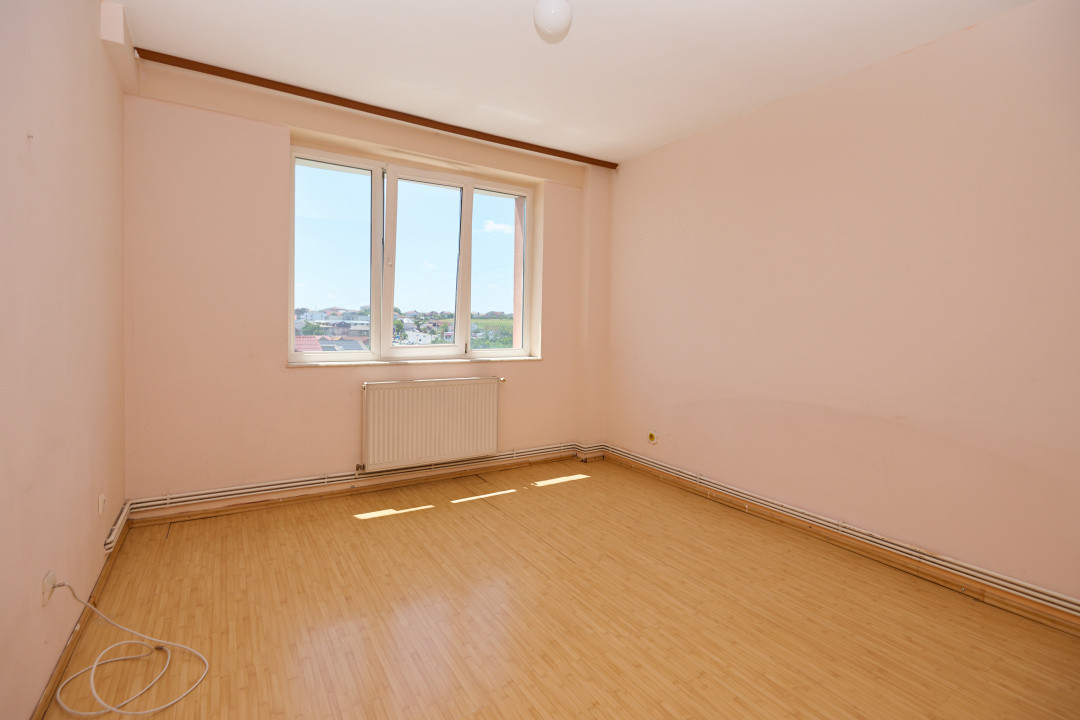  Apartament 4 Camere Semidecomandat | Craiovei | 3 Balcoane | Parcare