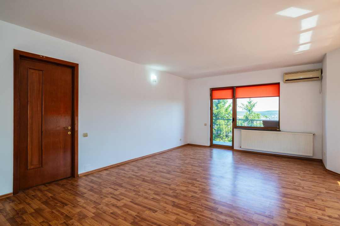 Proprietate premium vis-a-vis de noul Stadion Nicolae Dobrin