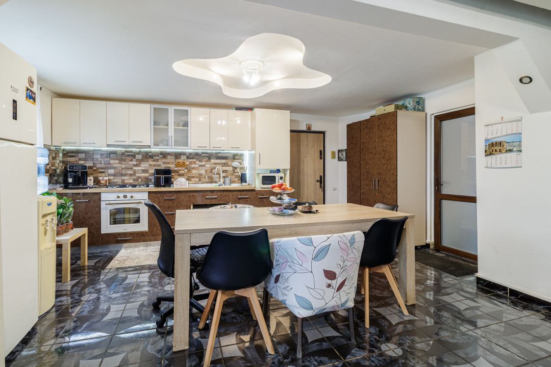 Apartament 3 camere Baicului - Stolnicul Vasile 17