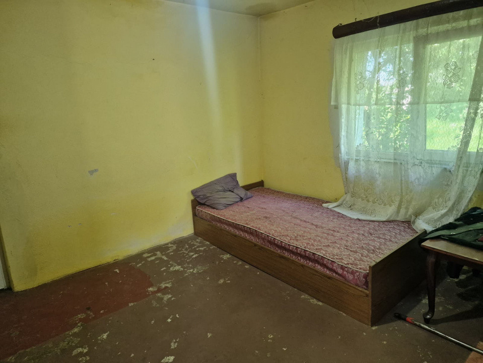Casă cărămidă 4 camere + anexe - Călinești - Vrănești, Argeș