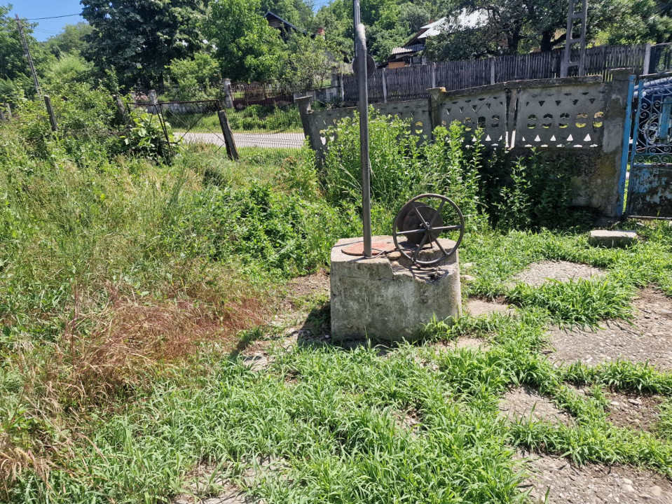 Casă cărămidă 4 camere + anexe - Călinești - Vrănești, Argeș