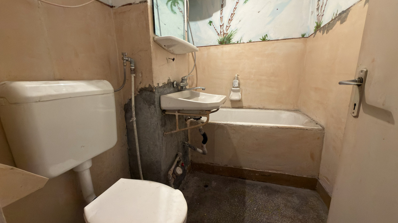 Apartament 2 camere Republicii Etaj I - Carei - Comision 0% cumpărător