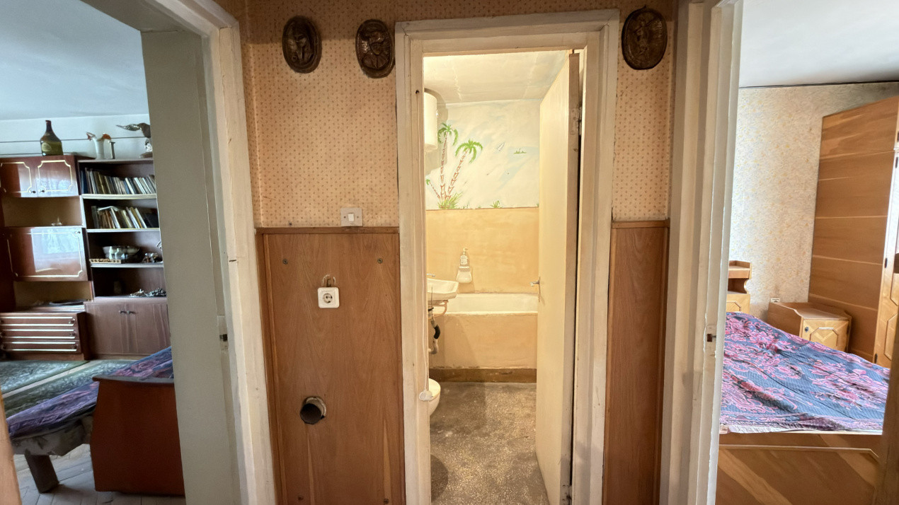 Apartament 2 camere Republicii Etaj I - Carei - Comision 0% cumpărător