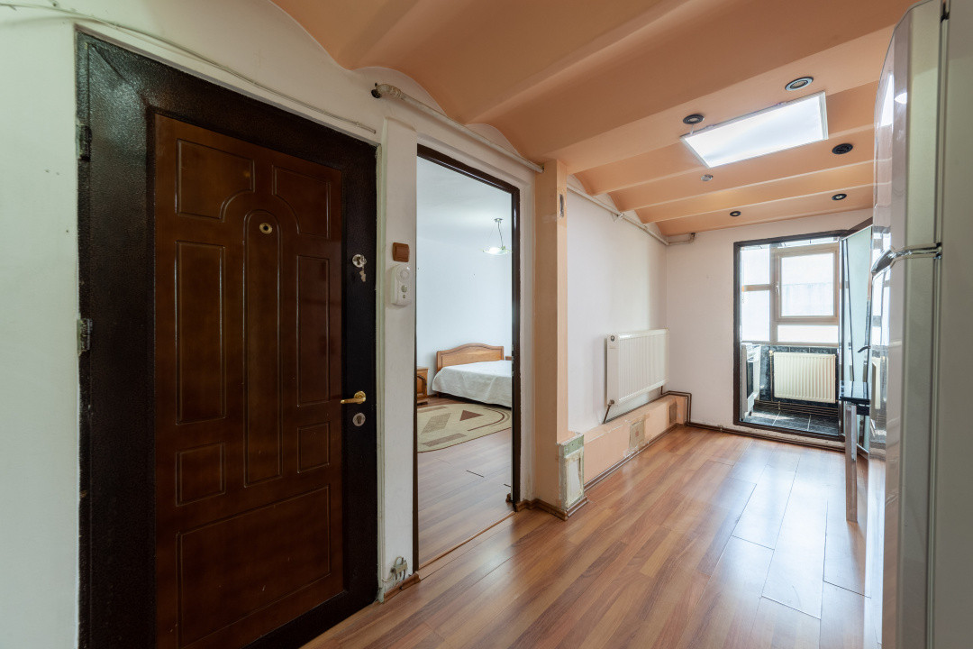 APARTAMENT DECOMANDAT - TRIVALE - ETAJ INTERMEDIAR