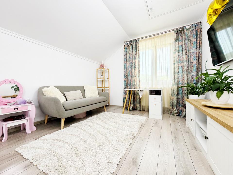 Casa 4 camere Stefanesti + teren 485 mp 