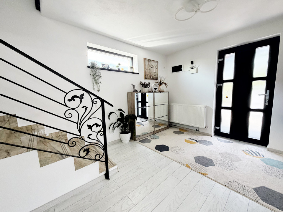 Casa 4 camere Stefanesti + teren 485 mp 