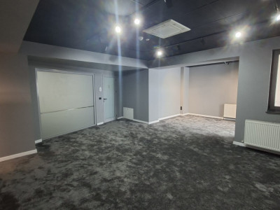 0% Comision Spațiu Birou Ultracentral Pitești Casa Carti 55 mp