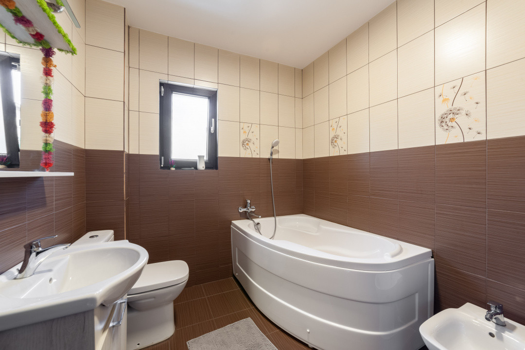 Casa cu 5 camere Stefanesti, Aleea Viilor, AG
