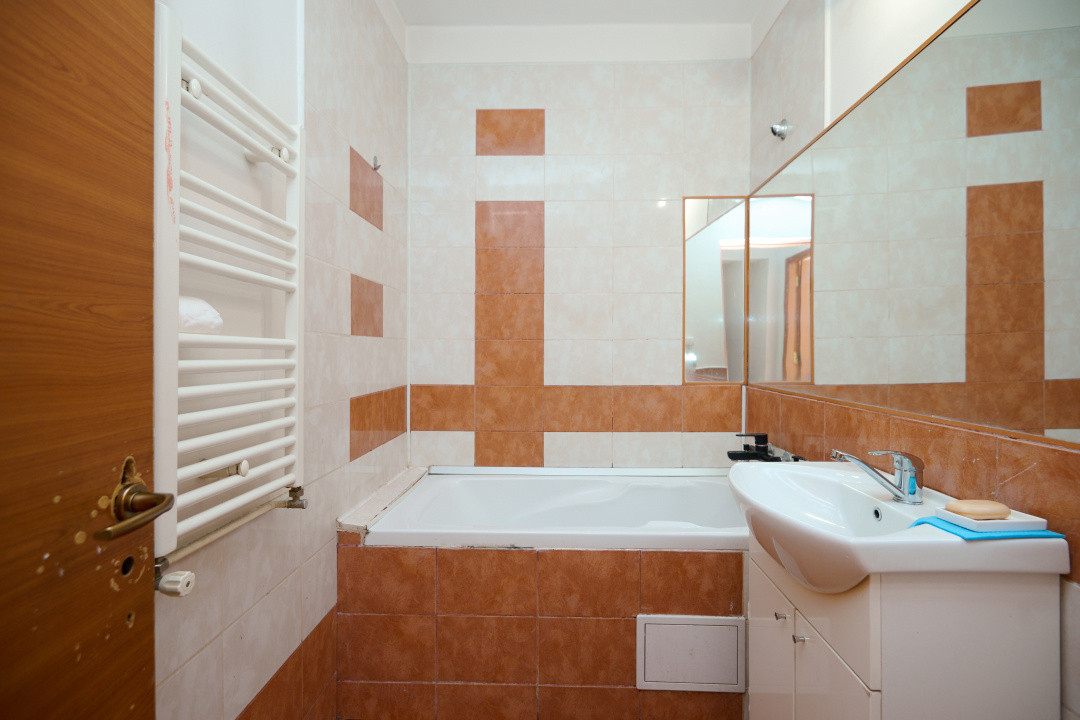  Apartament 4 Camere Decomandat | Craiovei | 3 Balcoane | Parcare