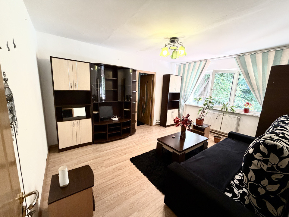 Apartament de inchiriat - 2 camere - Cartier Nord