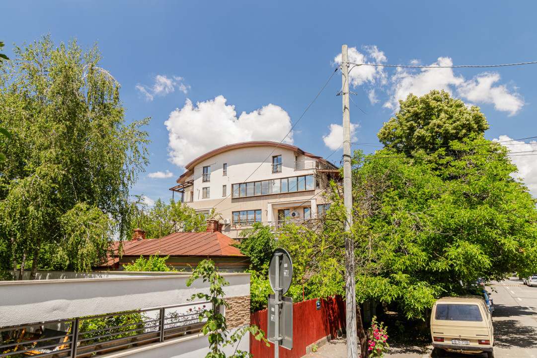 3 camere spatioase în zona Jiului – Piata Presei Libere, Sector 1