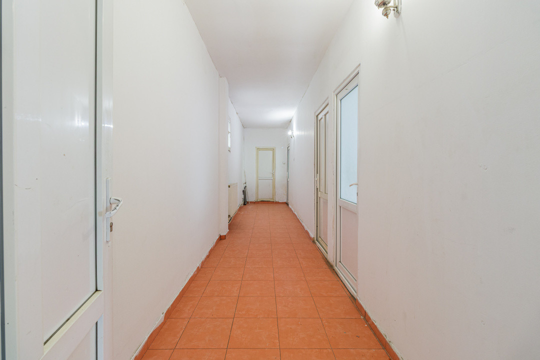 Spatiu de inchiriat la intrarea in Bragadiru